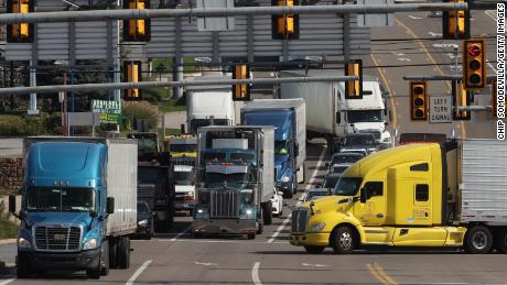 American truck drivers are frustrated by more than Covid-19
