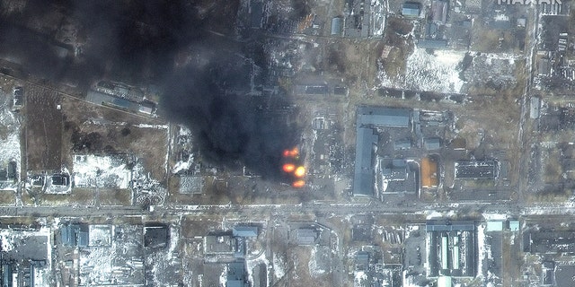Multispectral images of fires in the industrial district, Primorsky district (location: 47.088, 37.494)