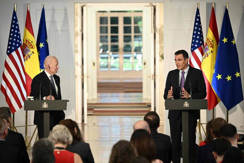 US President Joe Biden (L) and Spanish Prime Minister Pedro Sanchez hold a press conference after a meeting at La Moncloa Palace in Madrid, on the sidelines of the North Atlantic Treaty Organization (NATO) summit on June 28, 2022.