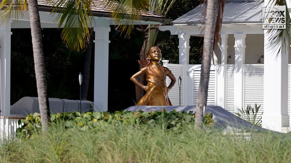 Statue of a brave girl overlooking the Atlantic Ocean