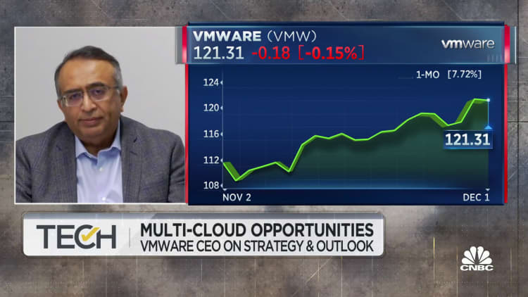 Nearly 75% of our customers use multiple cloud and data centers, says VMware CEO